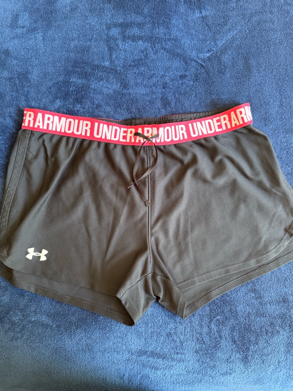 Under Armour Men’s Black Athletic Shorts with Red Branded Waistband